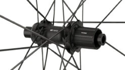 Dt-swiss P 1800 SPLINE 32 Disc Center Lock 28" Laufradsatz -Bike-Components 437076